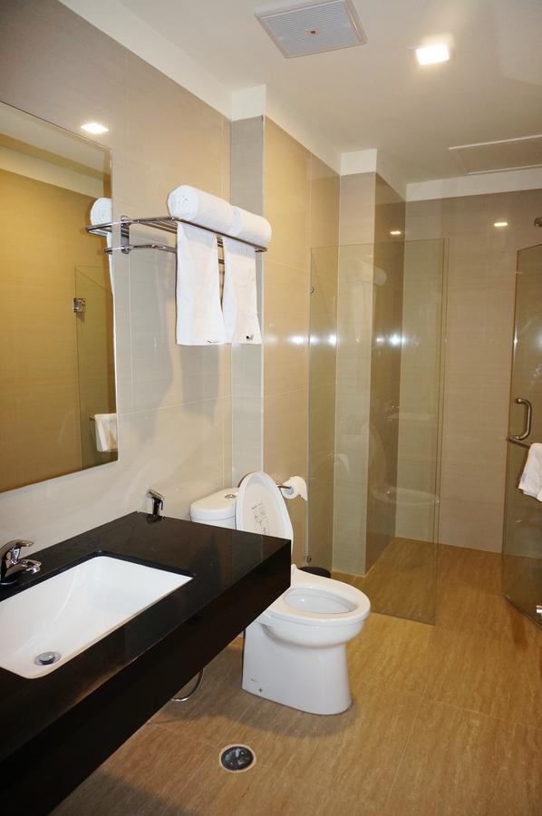 Green Eden Hotel Manado Dış mekan fotoğraf