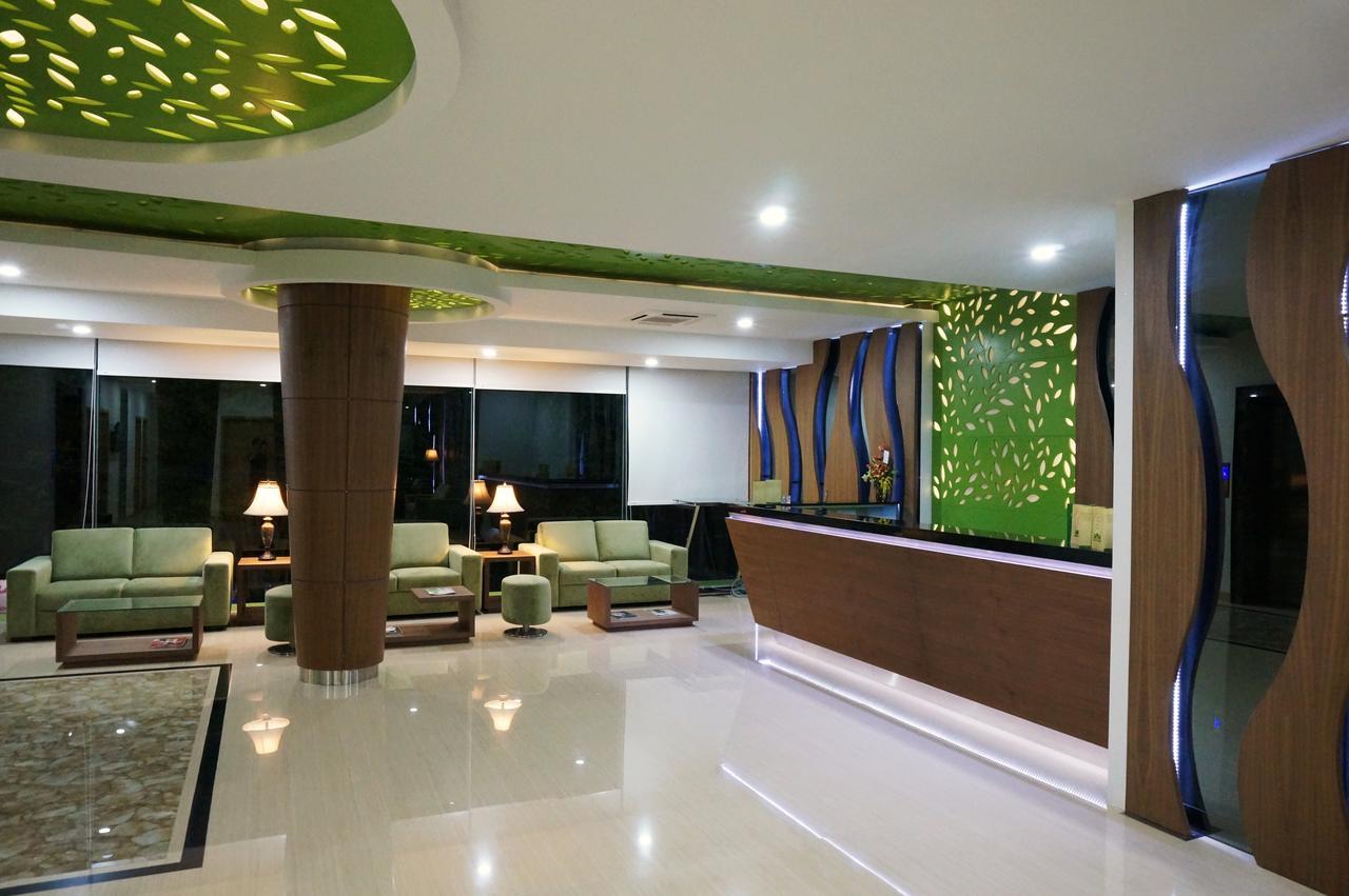 Green Eden Hotel Manado Dış mekan fotoğraf